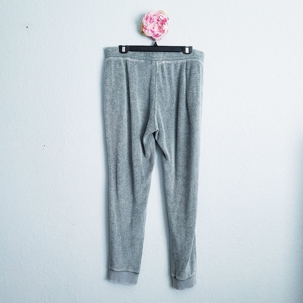 PINK Victoria's Secret Comfy Cozy Embroidered Lounge Set - Picture 12 of 13
